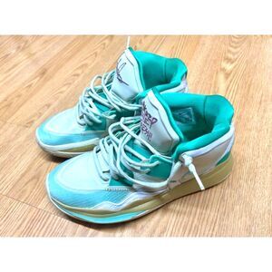 Sz8 Womens -Nike Kyrie Infinity - 'Keep Sue Bird Fresh' -box included